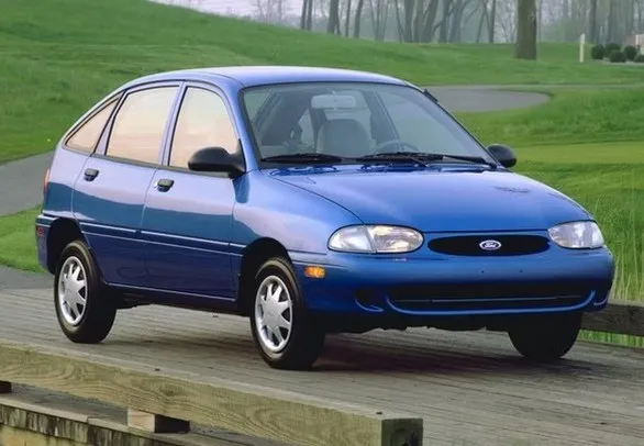 FORD ASPIRE 1994 PROBLÈMES