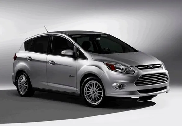 FORD C-MAX HYBRID 2015 PROBLÈMES