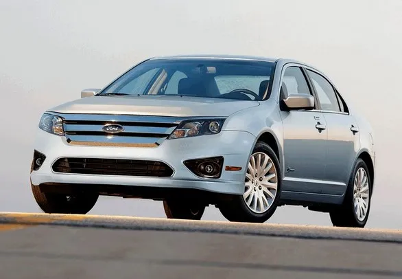 FORD FUSION HYBRID 2011 PROBLÈMES