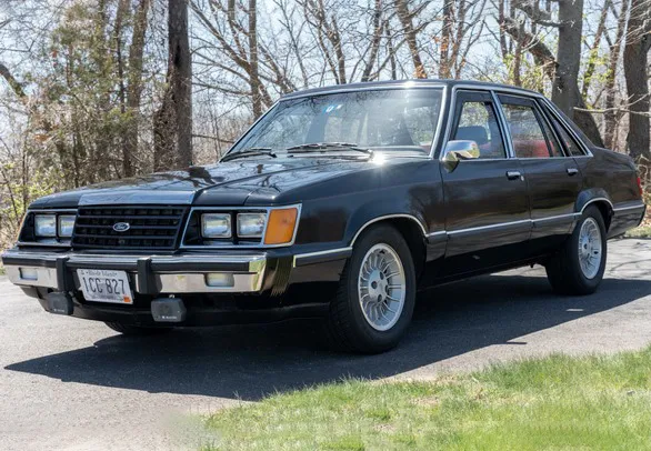 FORD LTD 1983 PROBLÈMES