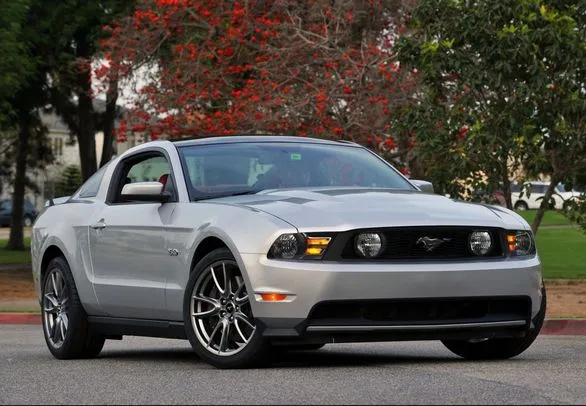 FORD MUSTANG 2010 PROBLÈMES