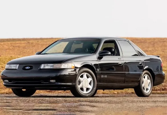 FORD TAURUS SHO 1995 PROBLÈMES
