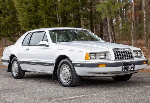 FORD THUNDERBIRD 1986 PROBLÈMES